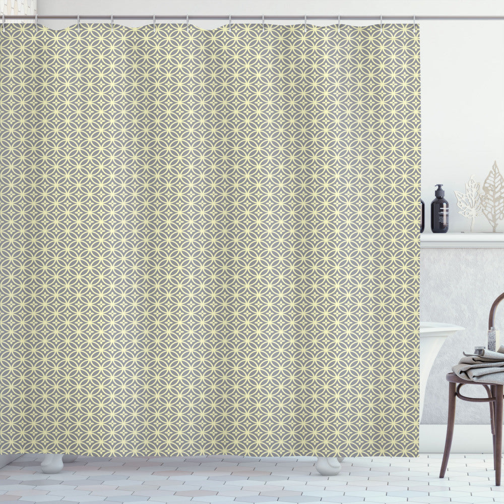 Vintage Quatrefoil Circle Pattern in Dimgray and Pale Yellow Shower Curtain