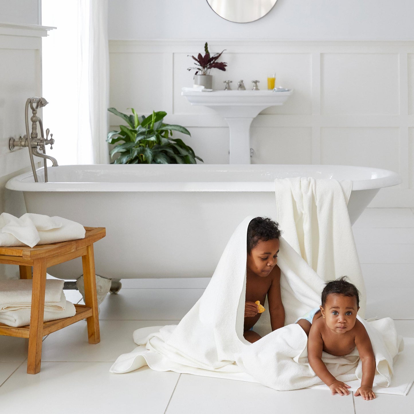 Ultra-Light Bath Sheets with Discount Promotions